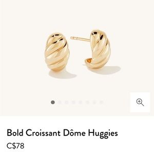 Mejuri Bold Croissant Dôme Huggies